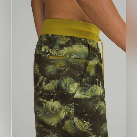 Men's Lululemon T.H.E Linerless Short 9” - Picture 3 of 9